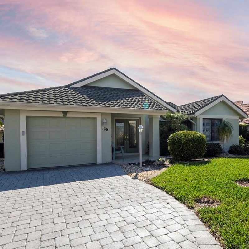 Cozy Green House In Venice, Florida (800px) Cozy Green House In Venice, Florida (800px)
